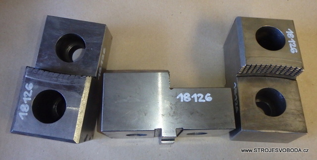 Čelisti na karusel š-78, výška 75, délka 150 (18126 (1).JPG)